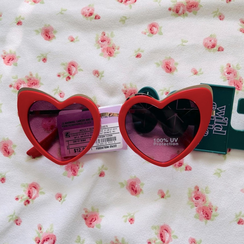 NWT Red Heart Sunglasses Wild Fable Target